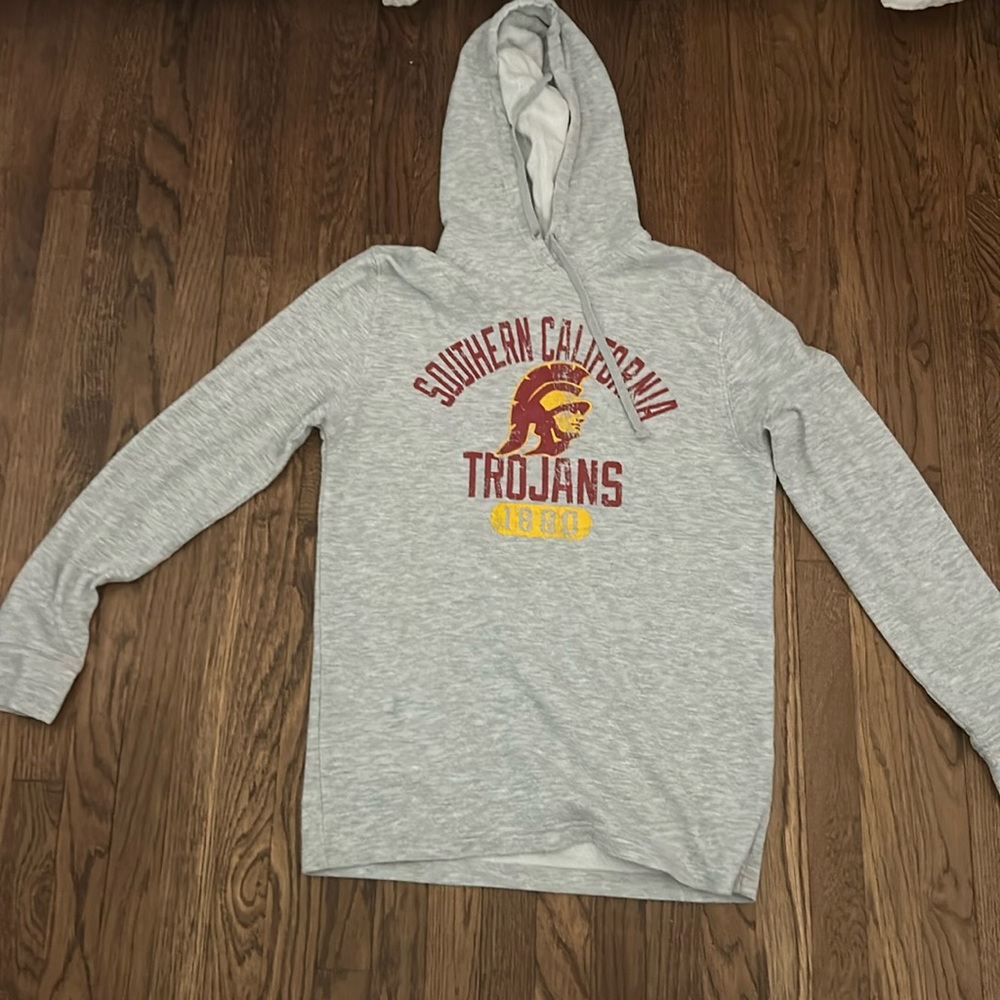 Gray USC hoodie